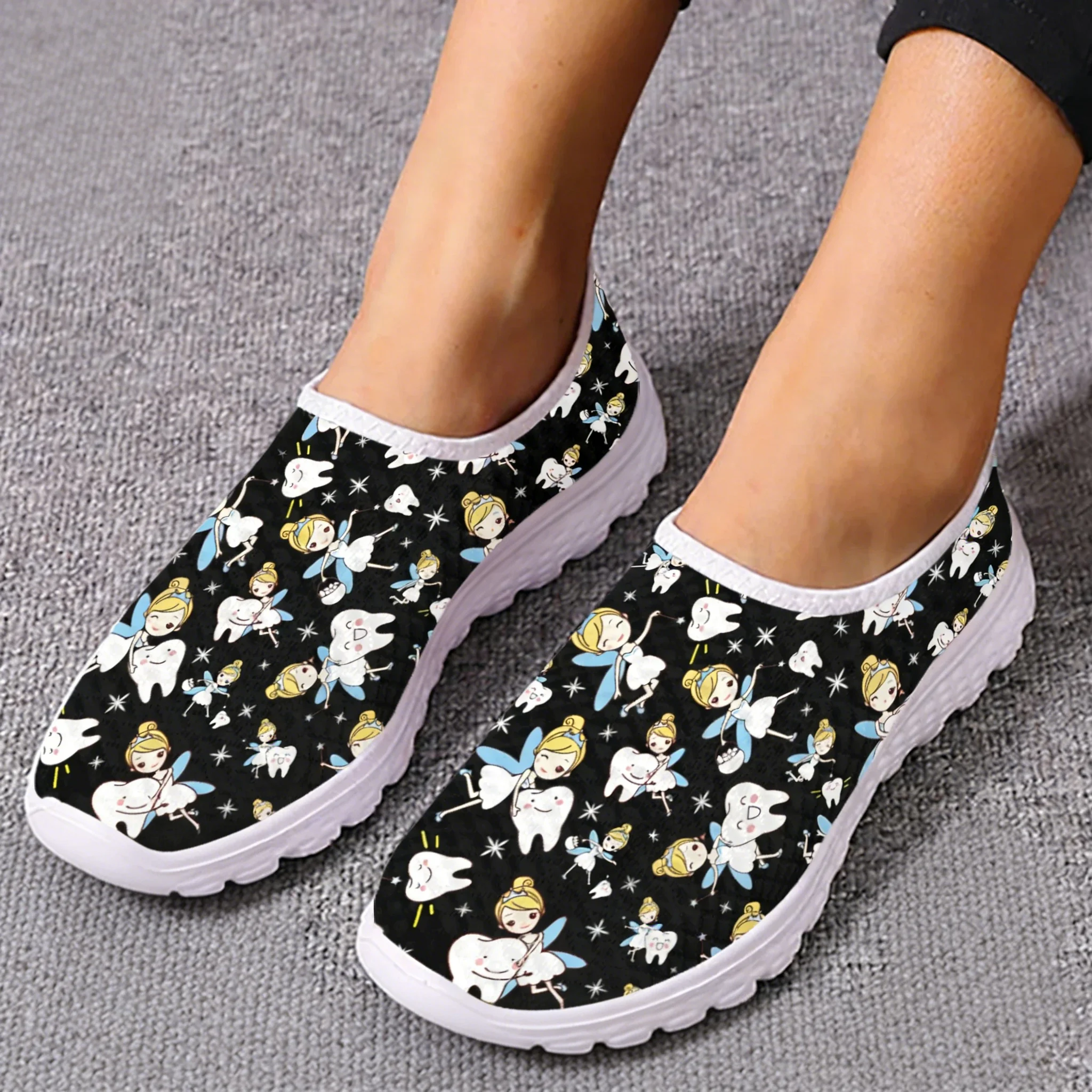 Men'S Shoes For Tennis - かわいい漫画ナースエルフ/歯メッシュ高品質スニーカー女性男性ティーンエイジャーカジュアルファッションカスタムメイドテニスフラットカップルシューズ
